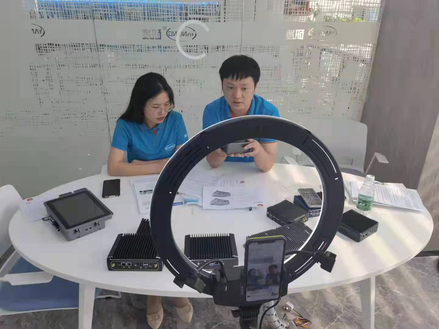 Promosikan Siaran Langsung pada bulan September