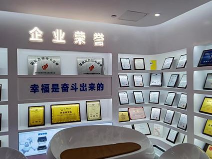 Bagaimana pula dengan Iwill Mini PC?